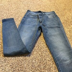 Express women’s skinny jeans